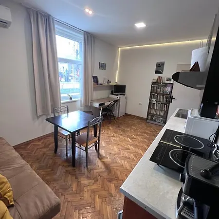 Saborni Apartment Varna